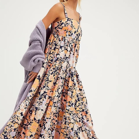 Free People Dresses & Skirts - Free People Floral Maxi Dress